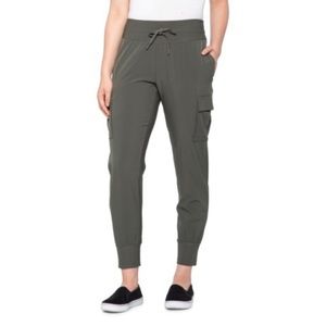 Dark green Mondetta cargo joggers size M with 4.99 shipping